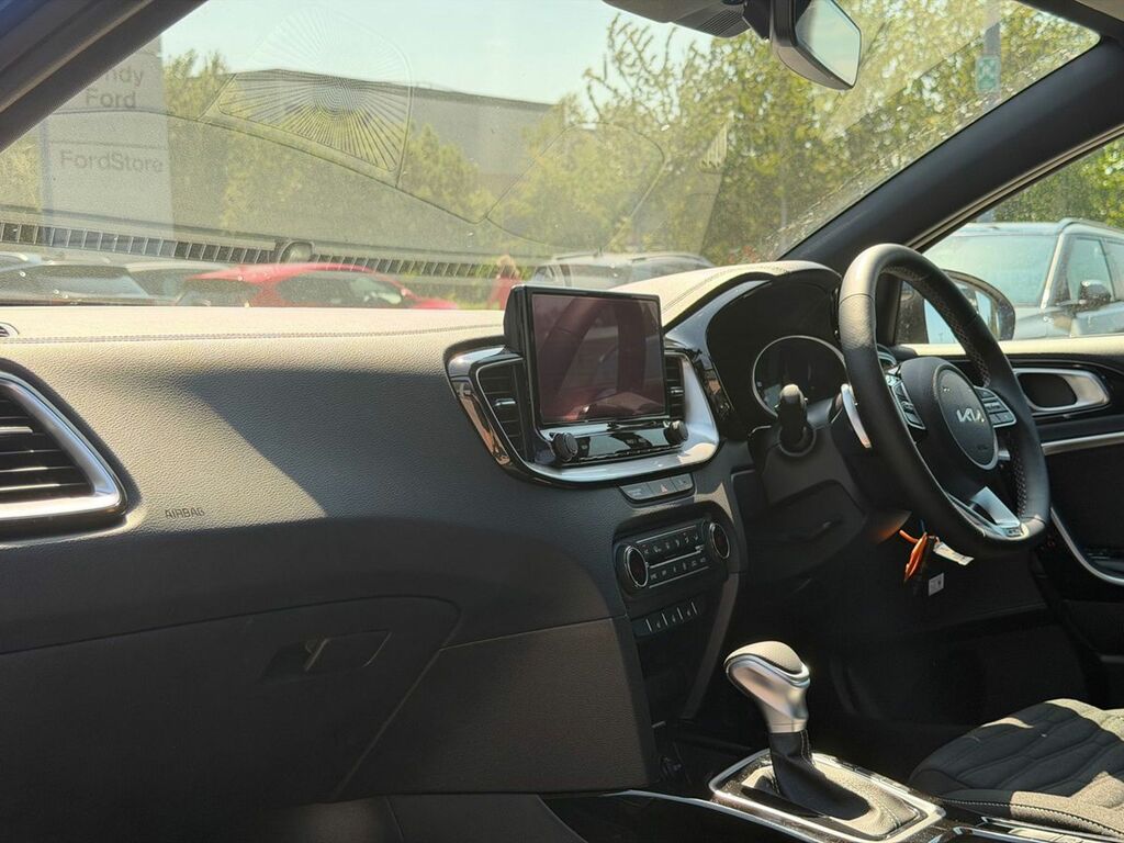 Kia Xceed Gt-line Black #24