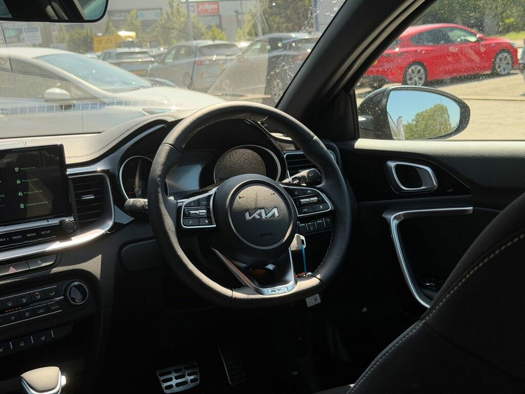 Kia Xceed Gt-line Black #30