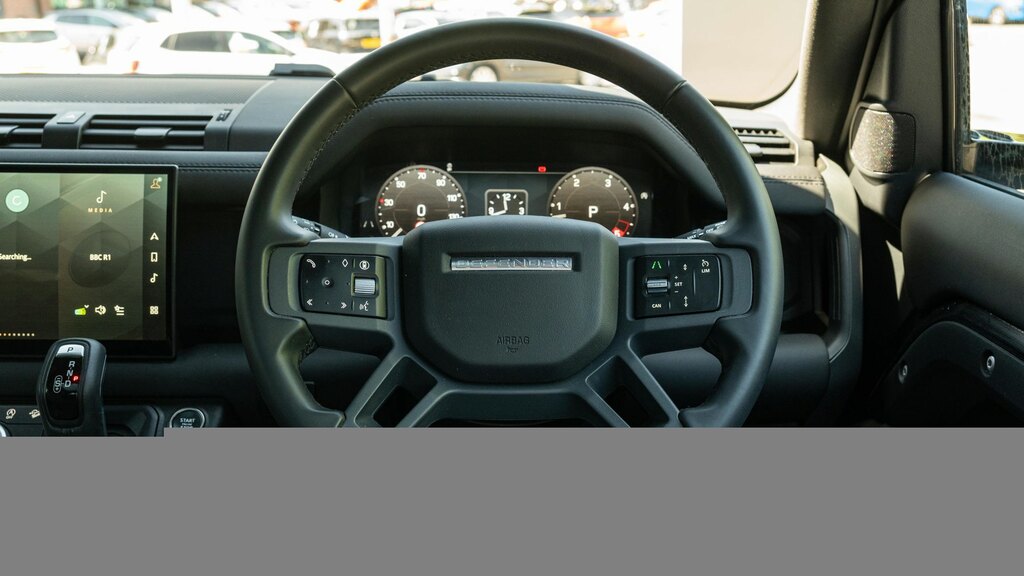 Land Rover Defender 90 3.0 D250 X-dynamic Se 90 HJ74ZFT Black #4