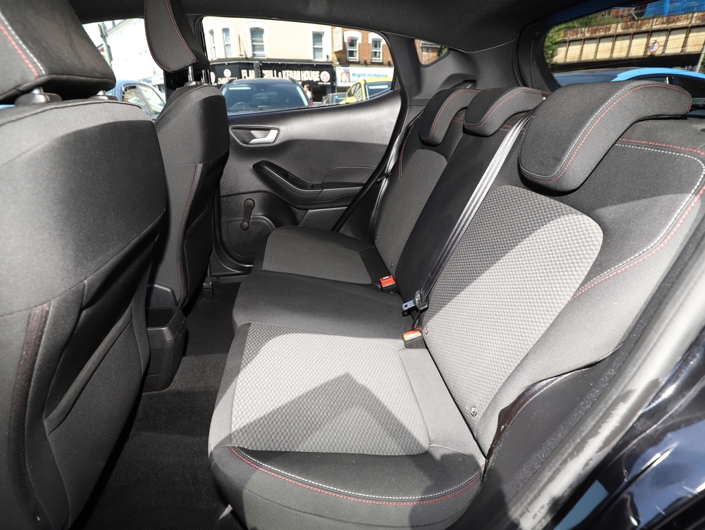 Ford Fiesta Hatchback Red #27