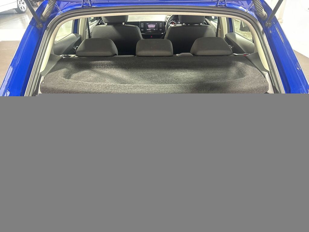 Skoda Fabia 1.0 Mpi 80 Se Comfort AV23XEK Blue #3