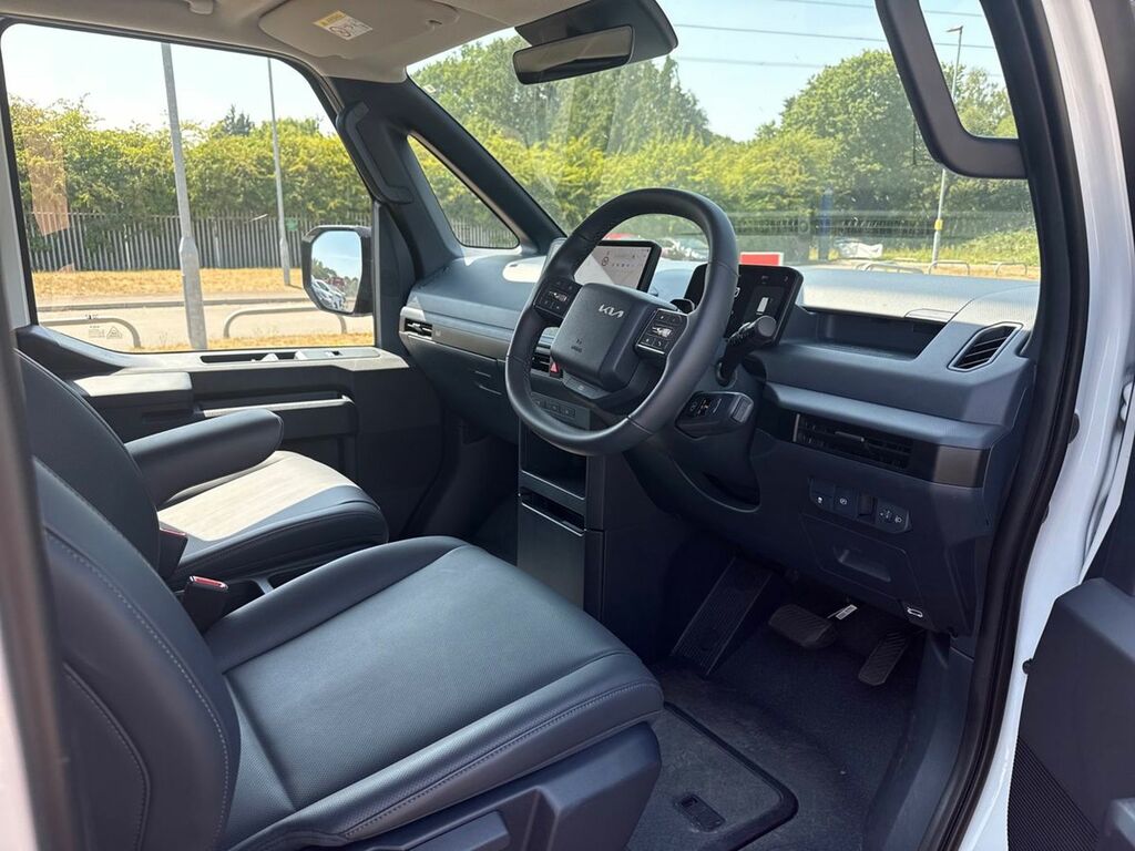Kia PV5 120Kw Essential Long Range 71Kwh White #2
