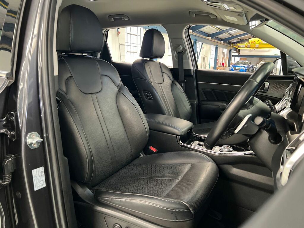 Kia Sorento 4 White #22