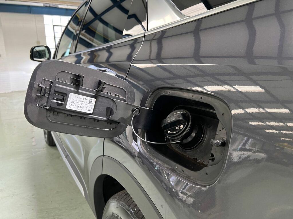 Kia Sorento 4 White #16