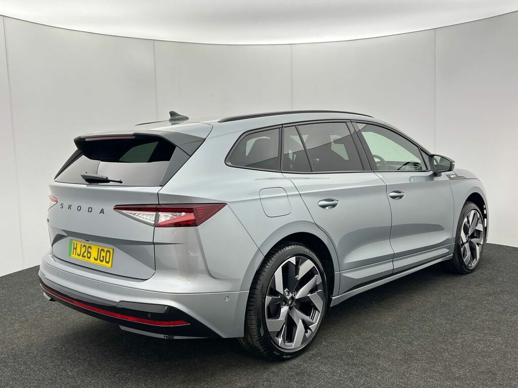 Skoda ENYAQ 250Kw Vrs 84Kwh 4X4 Silver #4