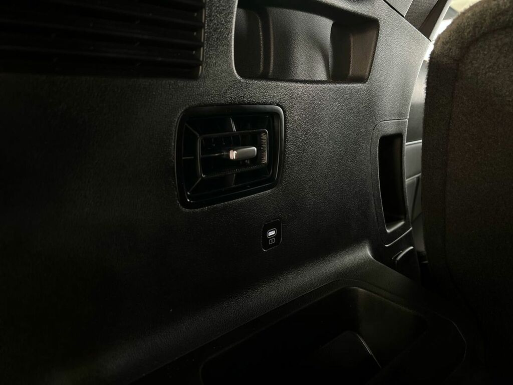 Kia Sorento 4 Black #41