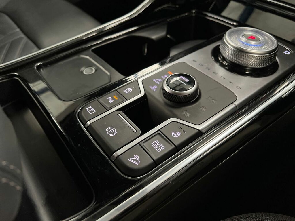 Kia Sorento 4 Black #56