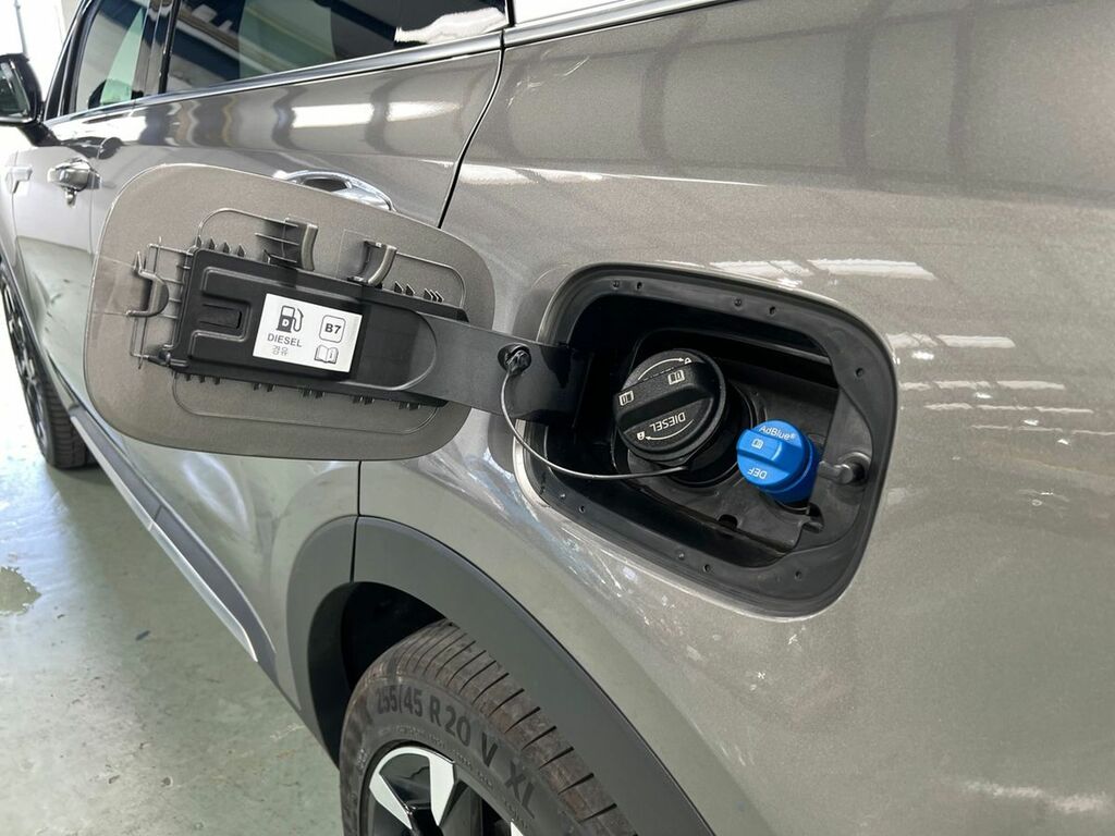 Kia Sorento 4 Black #16