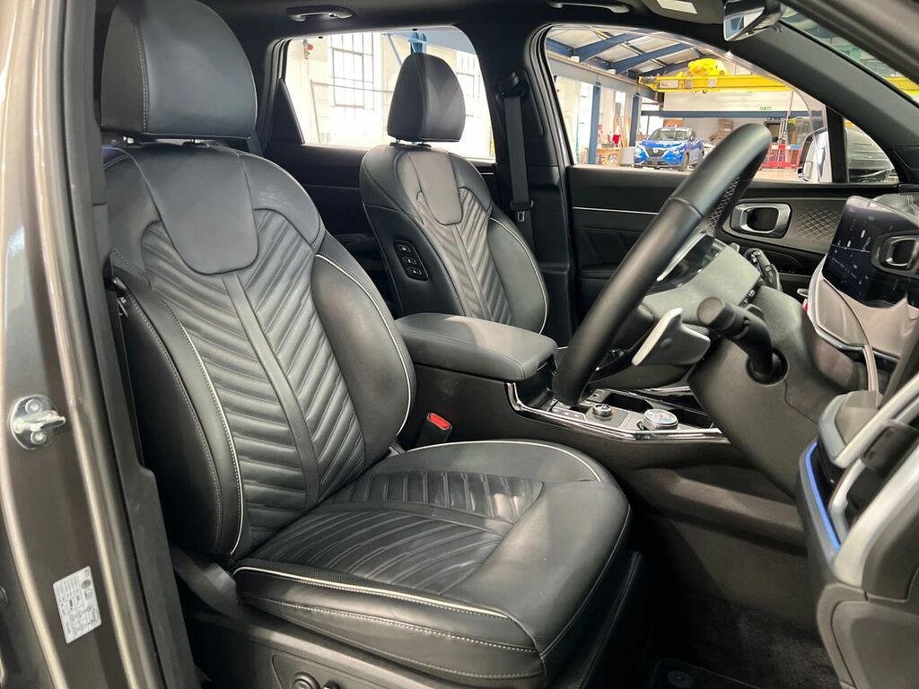 Kia Sorento 4 Black #22