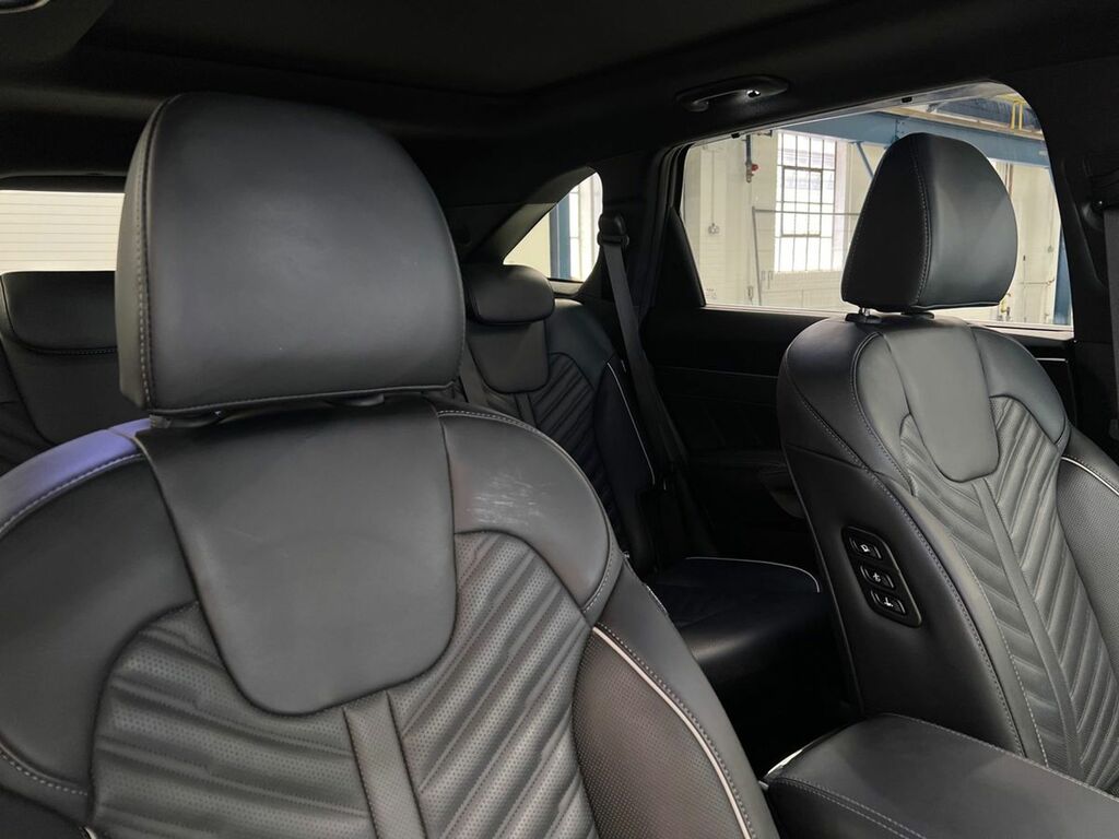 Kia Sorento 4 Black #47