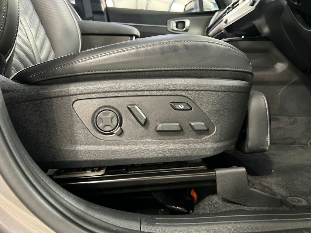 Kia Sorento 4 Black #43