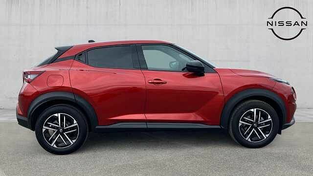 Nissan Juke 1.6 Hybrid N-connecta OV25ZRO Red #4