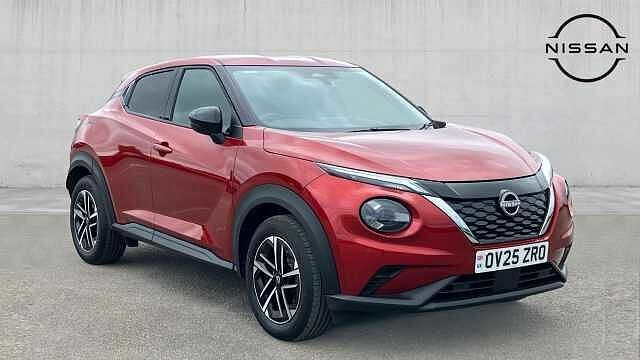 Nissan Juke 1.6 Hybrid N-connecta Red