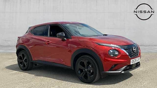 Nissan Juke 1.6 Hybrid Tekna Red