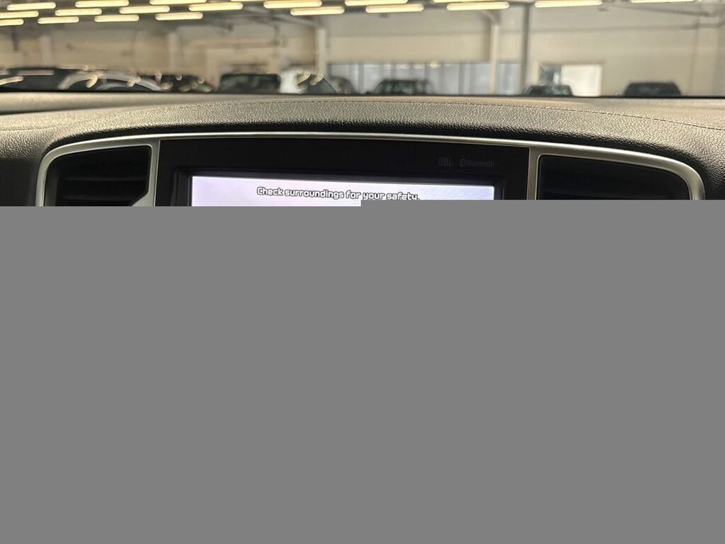 Kia Sportage 1.7 Crdi Isg 3 Dct Panoramic Roof White #2