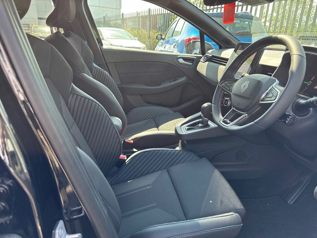 Renault Clio 1.6 E-tech Fh 145 Techno Esprit Alpine HT26PFJ Black #5