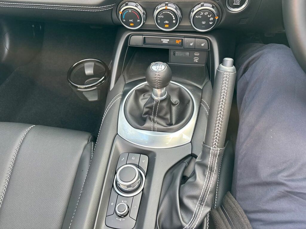 Mazda MX-5 1.5 132 Exclusive-line Convertible Grey #40
