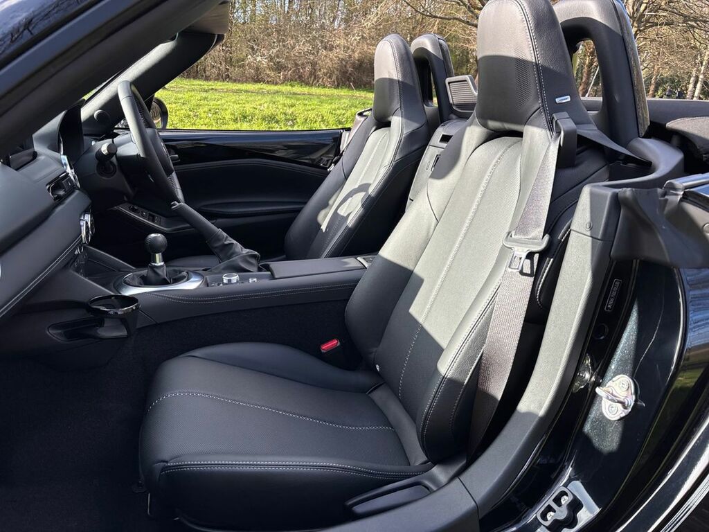 Mazda MX-5 1.5 132 Exclusive-line Convertible Grey #28