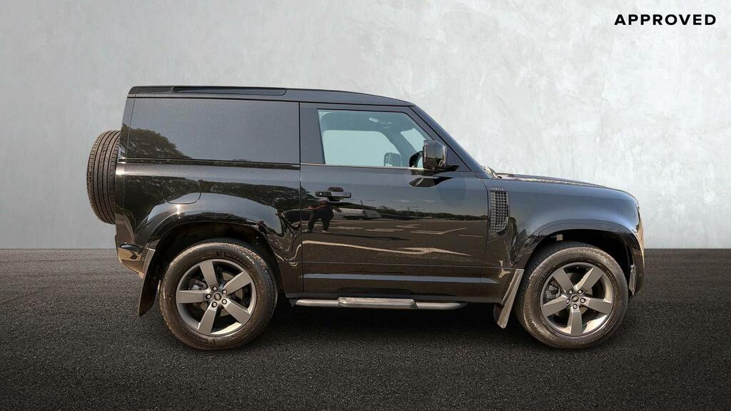 Land Rover Defender 90 3.0 D250 Hard Top X-dynamic Hse Black #4