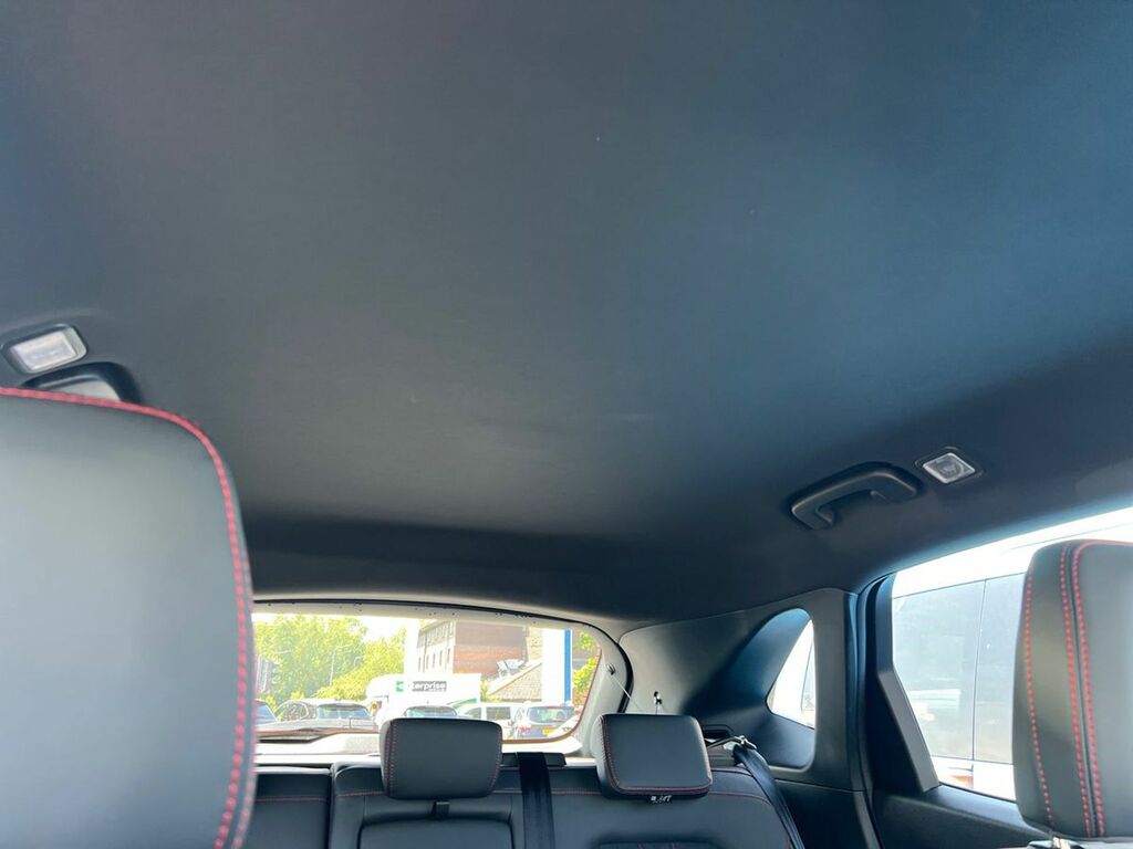 Ford Kuga 2.5 Phev Black Package Edition Cvt Black #24