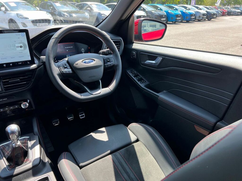 Ford Kuga 2.5 Phev Black Package Edition Cvt Black #31
