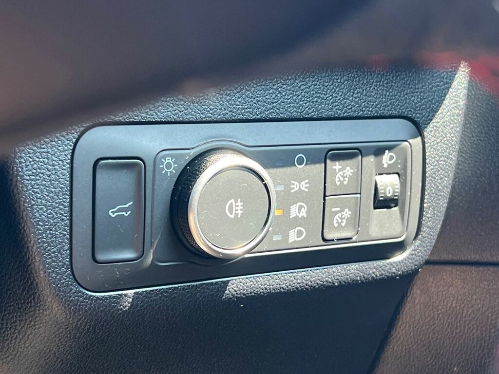 Ford Kuga 2.5 Phev Black Package Edition Cvt Black #42