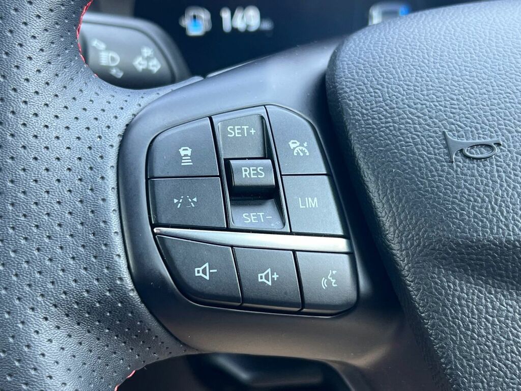 Ford Kuga 2.5 Phev Black Package Edition Cvt Black #33