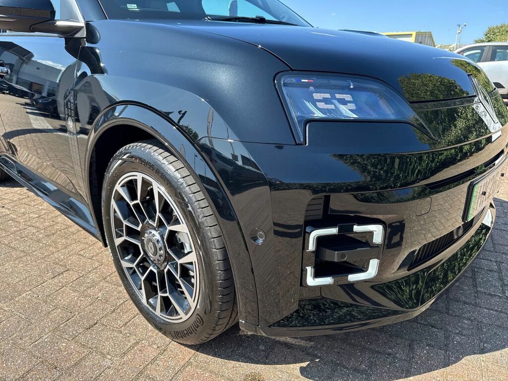 Renault 5 E-Tech 110Kw Roland Garros Comfort Range 52Kwh Black #3