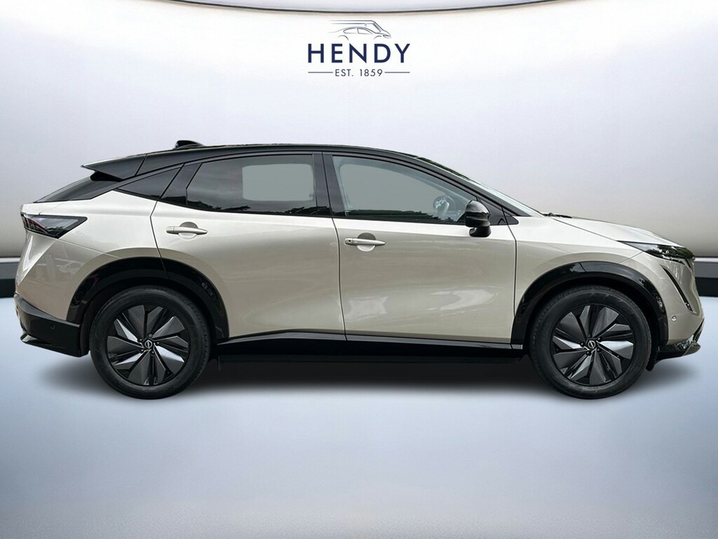 Nissan Ariya 225Kw Evolve 87Kwh 22Kwch E-4orce Silver #2