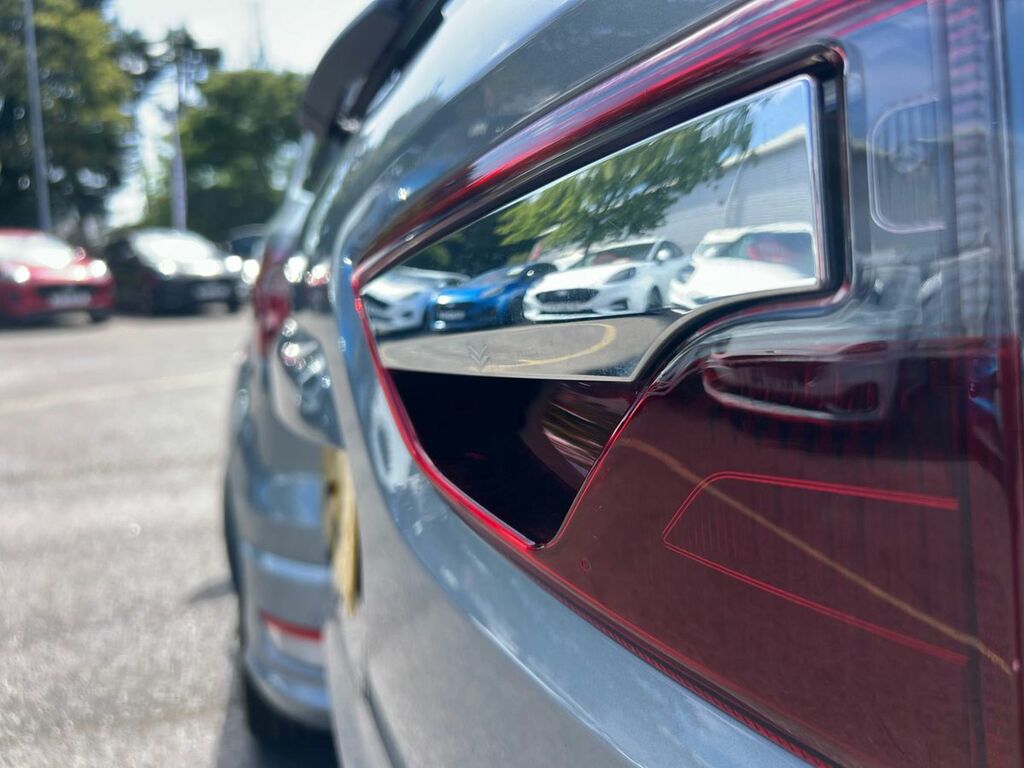 Ford Ecosport Titanium Grey #18