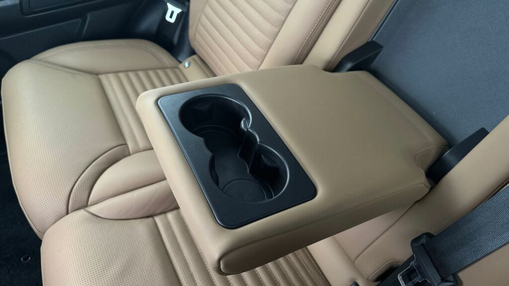 Land Rover Discovery D350 Dynamic Hse Black #42