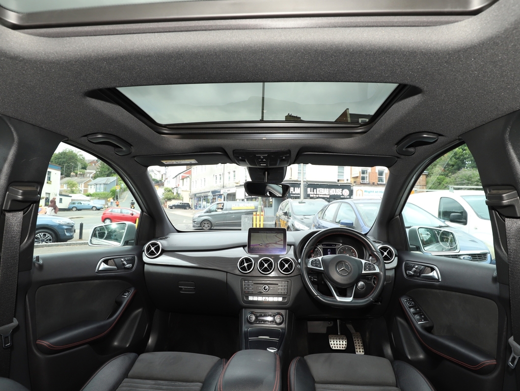 Mercedes-Benz B Class B200d Amg Line Premium Plus Silver #3
