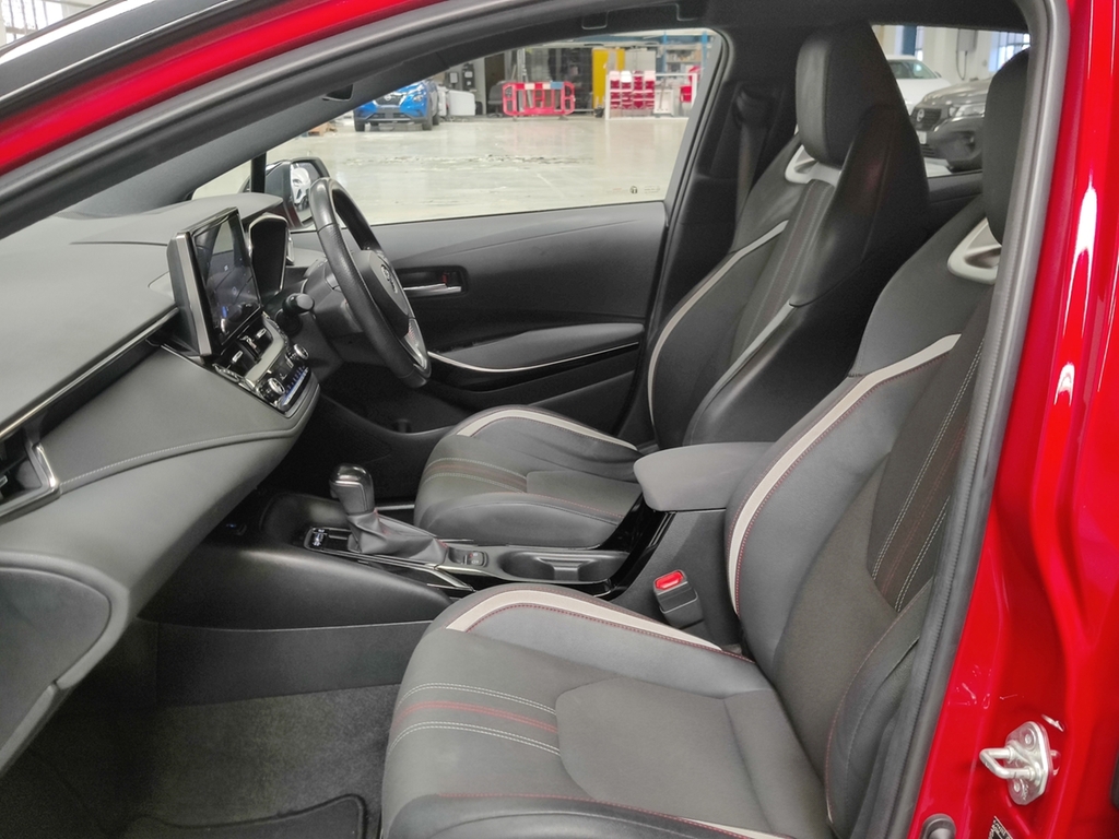 Toyota Corolla Corolla Excel Hev Cvt Black #26