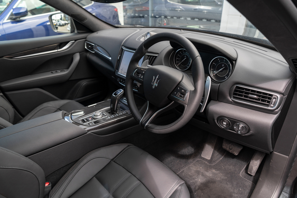 Maserati Levante Hybrid Gt #3