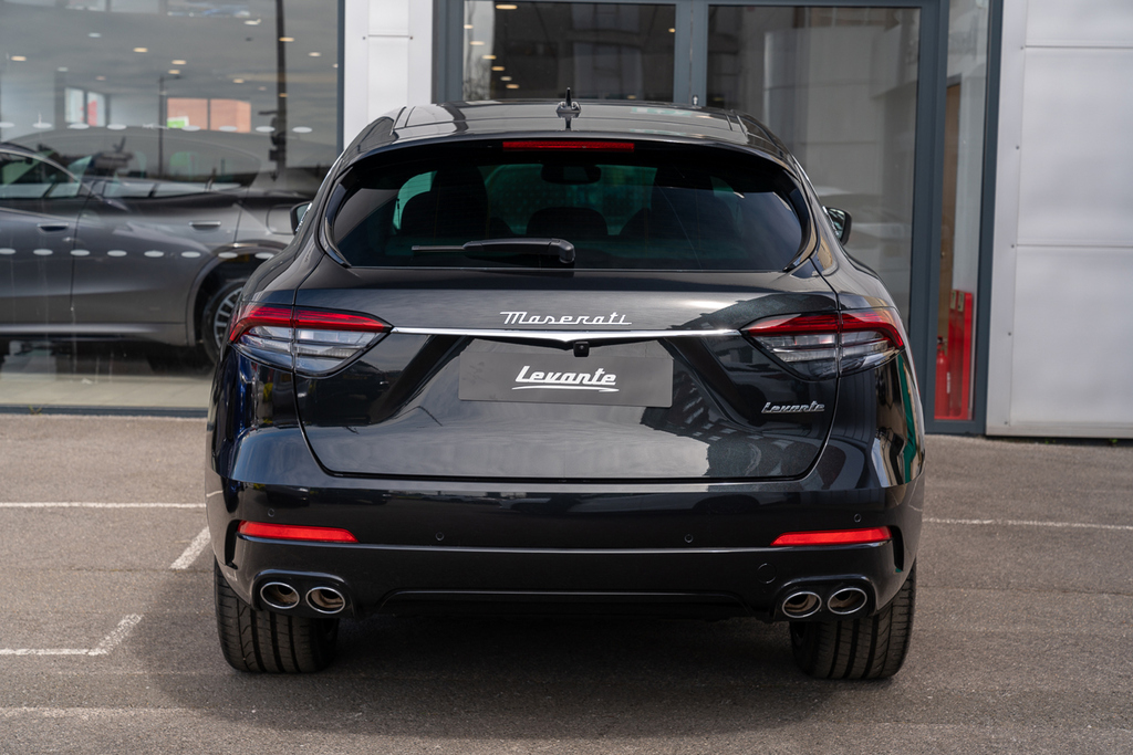 Maserati Levante Hybrid Gt #6