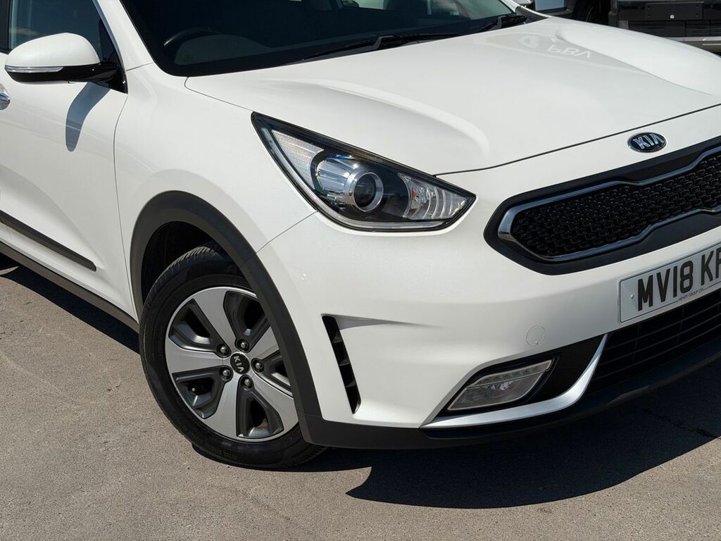 Kia Niro 1.6 Gdi Hybrid 2 Dct MV18KFP White #2