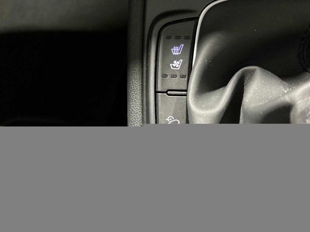 Hyundai Kona Se Yellow #21