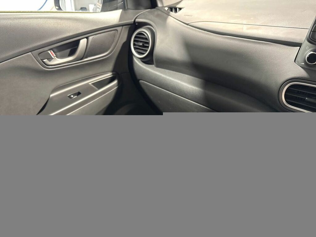 Hyundai Kona Se Yellow #22