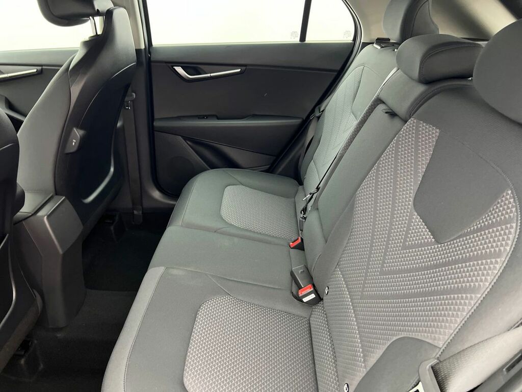 Kia Niro 1.6 Gdi Hev 3 White #25