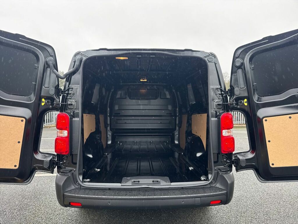 Vauxhall Vivaro Vivaro Panelvan L1 Pro 2.0Td 145 Mt6 Grey #15