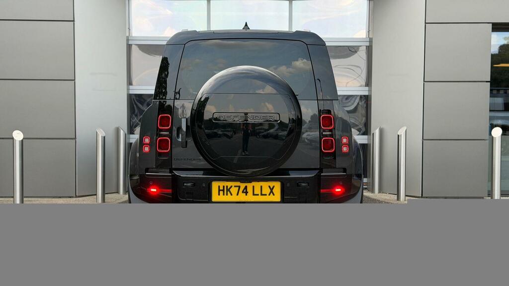 Land Rover Defender 110 X-dynamic Hse Grey #29