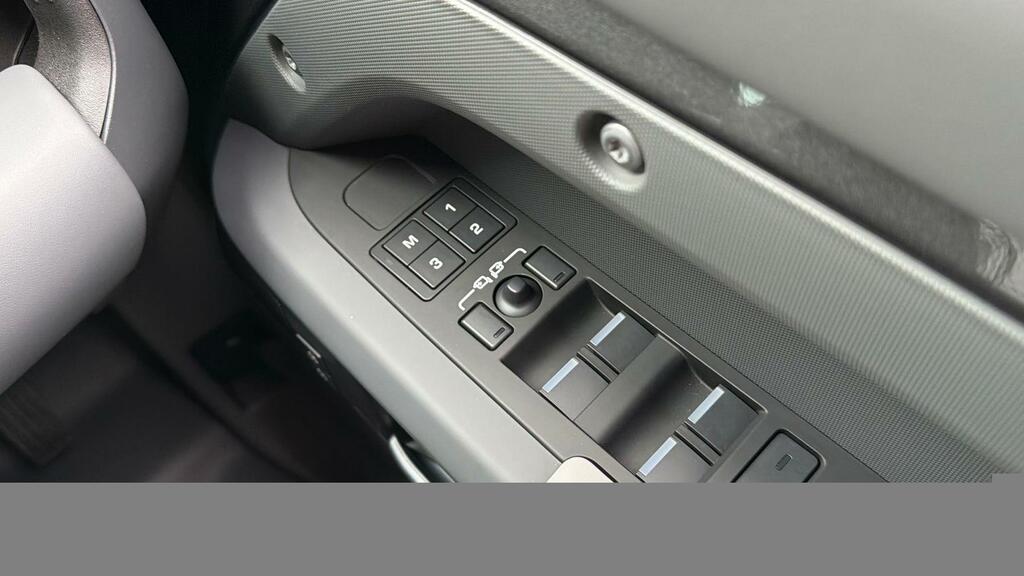 Land Rover Defender 110 X-dynamic Hse Grey #9