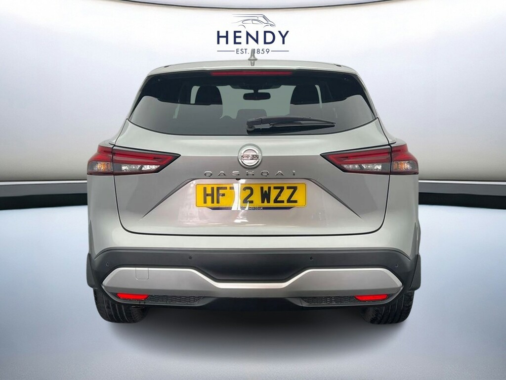 Nissan Qashqai 1.3 Dig-t Mh N-connecta Silver #2