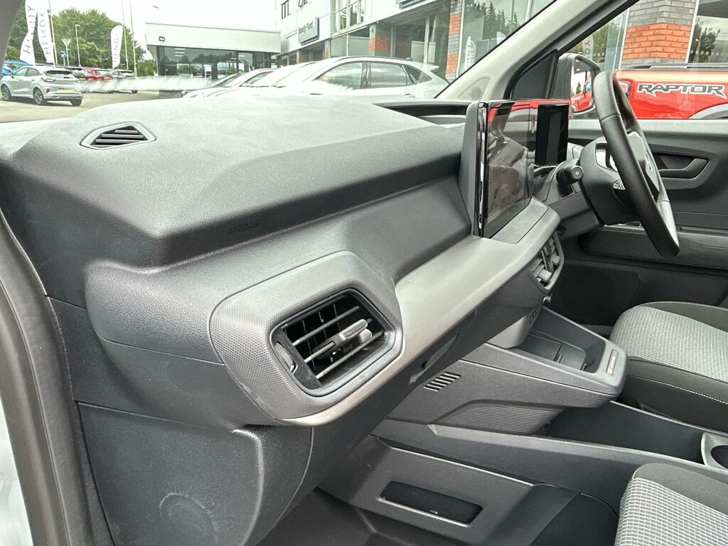 Ford Transit Courier 43Kwh Limited Panel Van Swb 136 Black #12