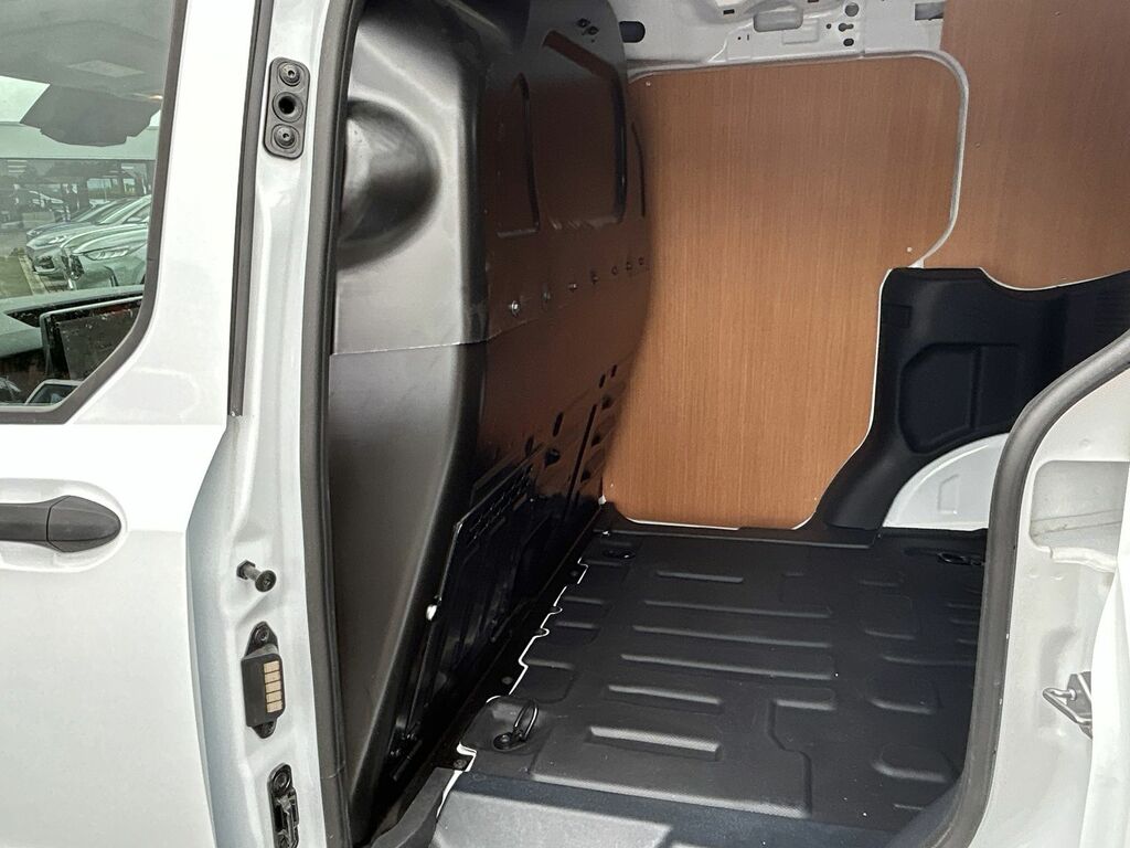Ford Transit Courier 43Kwh Limited Panel Van Swb 136 Black #19