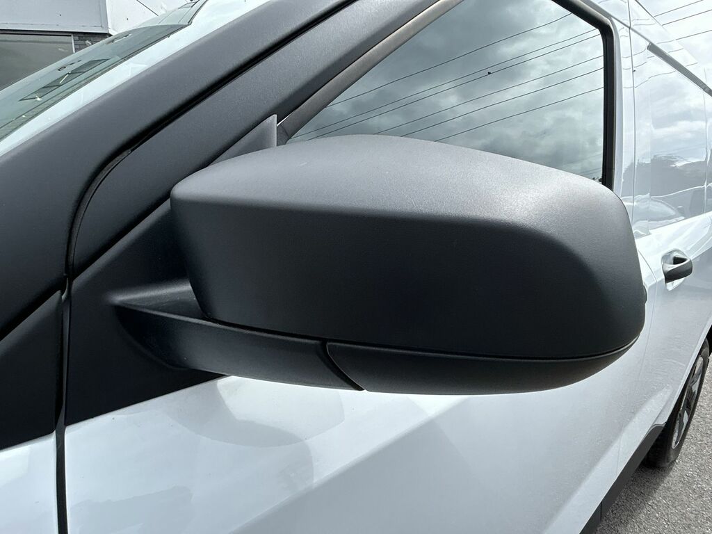 Ford Transit Courier 43Kwh Limited Panel Van Swb 136 Black #25