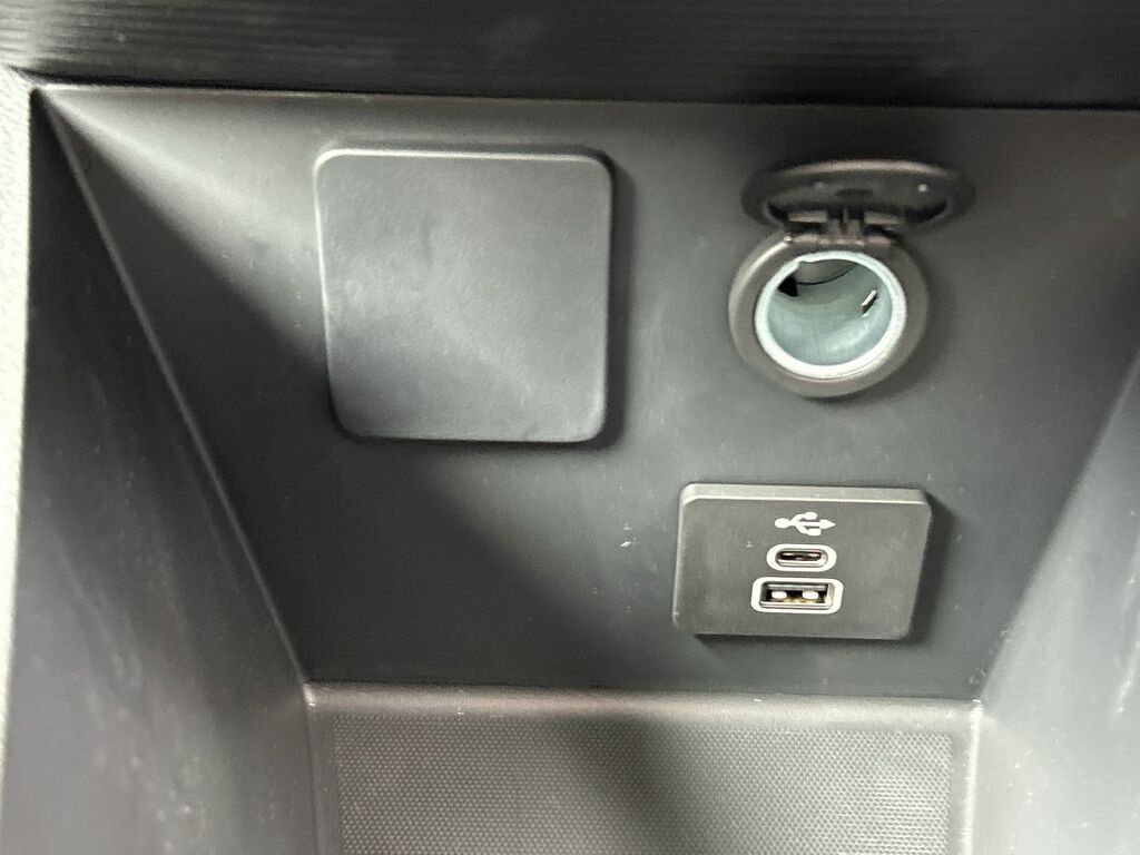 Ford Transit Courier 43Kwh Limited Panel Van Swb 136 Black #49