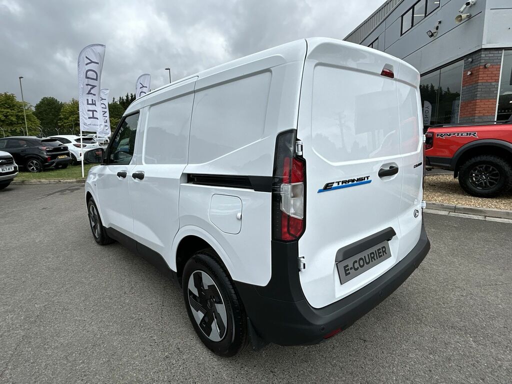 Ford Transit Courier 43Kwh Limited Panel Van Swb 136 Black #7