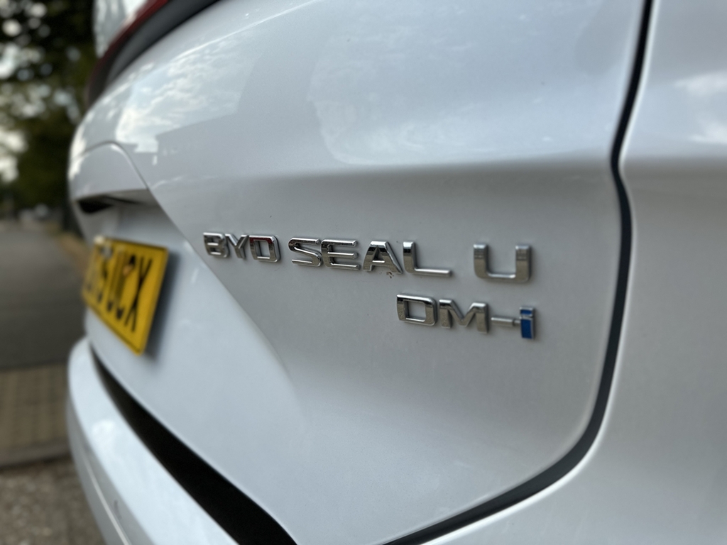 Byd Seal U 1.5 Dm-i Comfort LG75UCX White #6