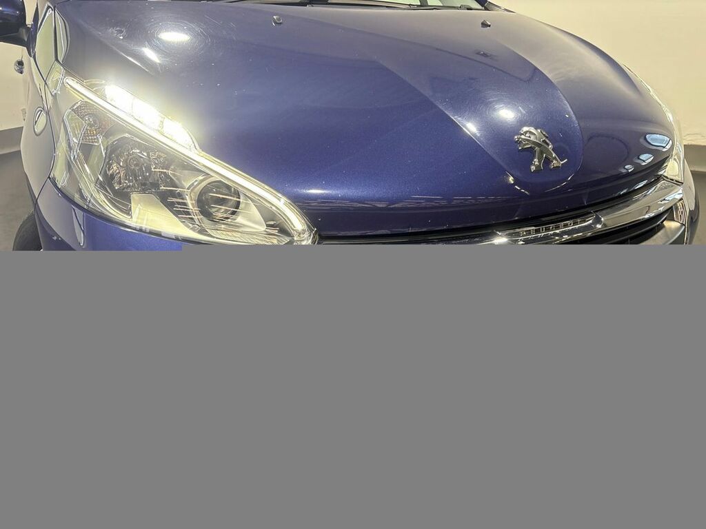 Peugeot 208 1.2 Puretech 82 Active Blue #2